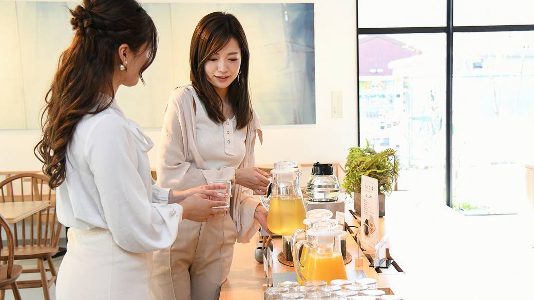 THE LOUNGE＆BAR / 2