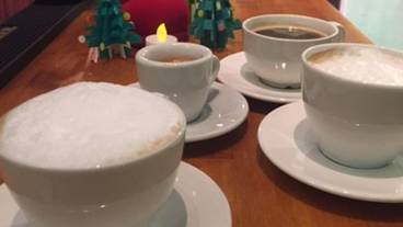 ロビーラウンジ / 8