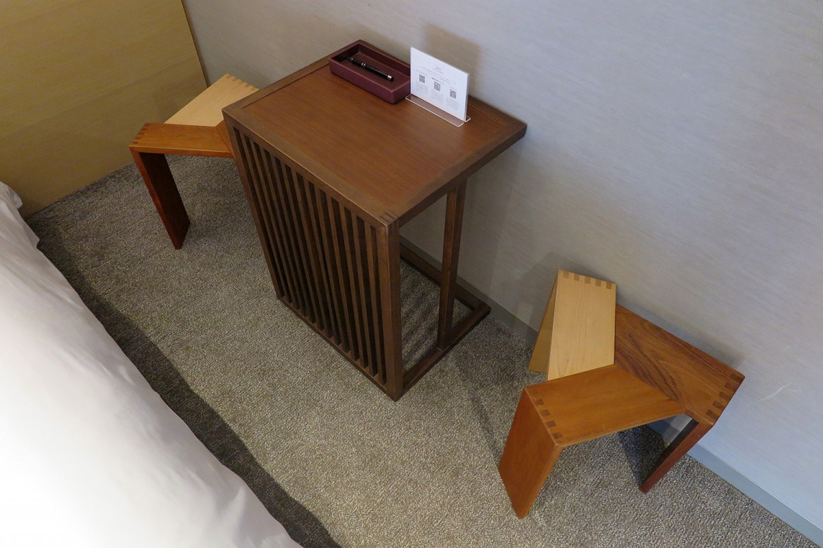 椅子、座り心地よりもデザイン重視