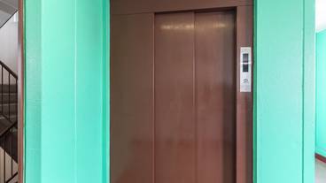 エレベーター / 1