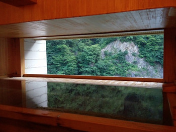 絵画のような雪景色を堪能する温泉3495579