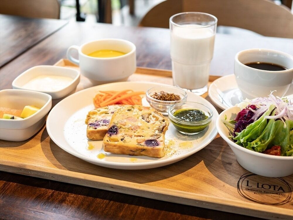 朝食