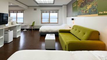 別棟トゥラノ館 湖側洋室 / 10