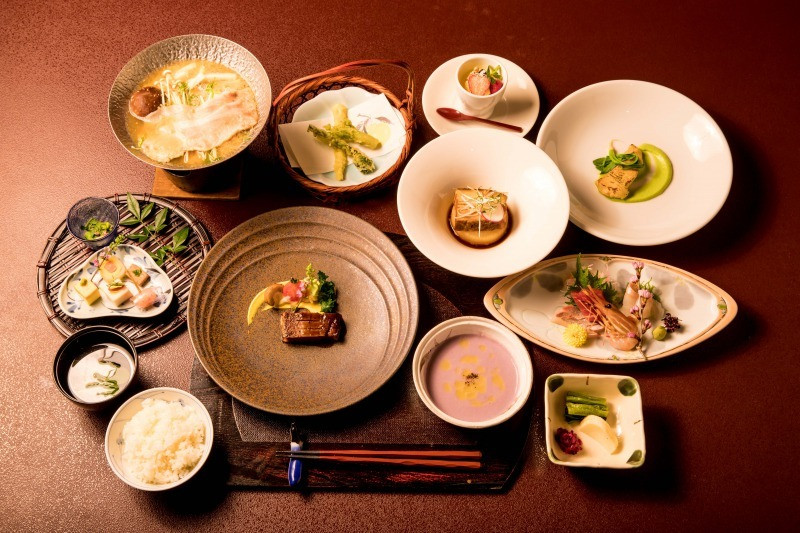 気分はノスタルジック。レトロモダンな温泉宿4575459