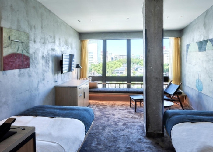 間取りや地元アーティストによる作品が異なる15の客室はまるで美術館。開放的な外の景色も◎