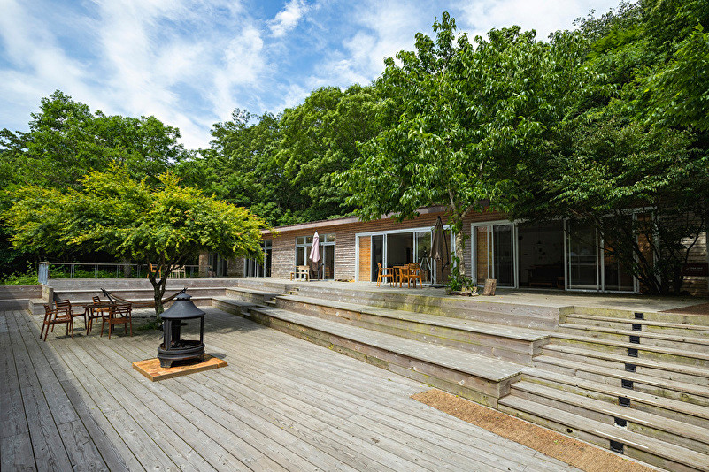 ほどよい距離感に安心できるみんなのテラス3446031