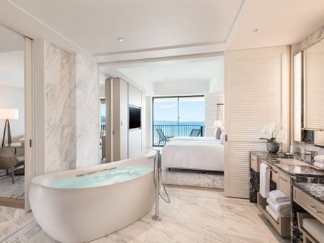 ハレクラニ沖縄 / 3