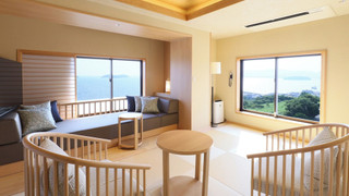 Front View Suite, Ocean View, East Wing
