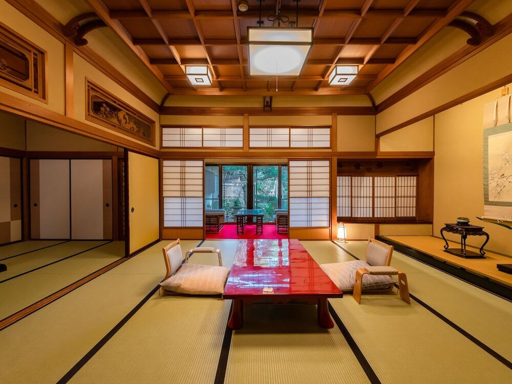 露天風呂付き客室や貸切風呂で、家族みんなで温泉を堪能♪4067161