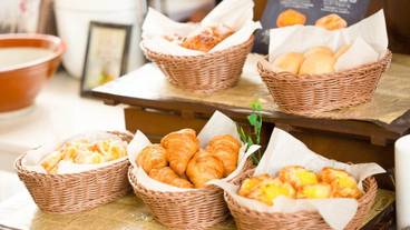 食事・飲み物 / 33