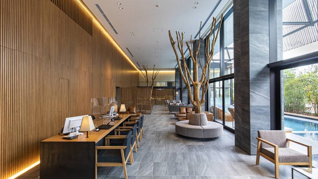 ロビーラウンジ / 2