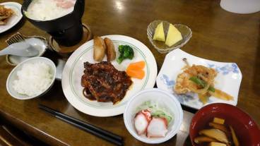 食事・飲み物 / 1