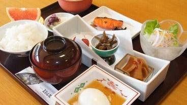 食事・飲み物 / 7