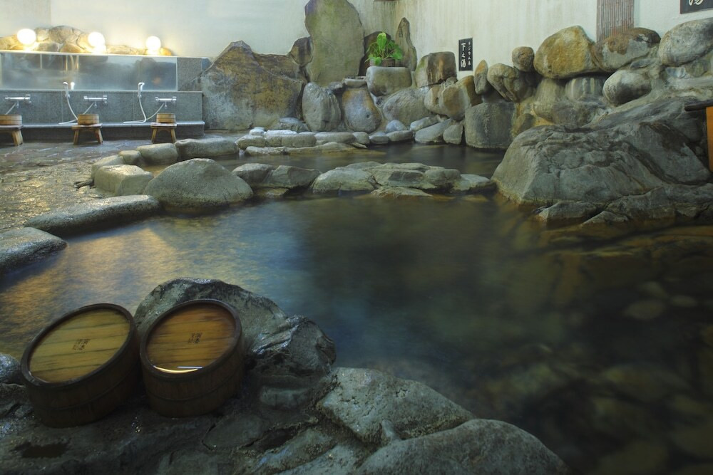 4.足下から湧き出る温泉に感動！「三朝温泉　旅館大橋」3508829