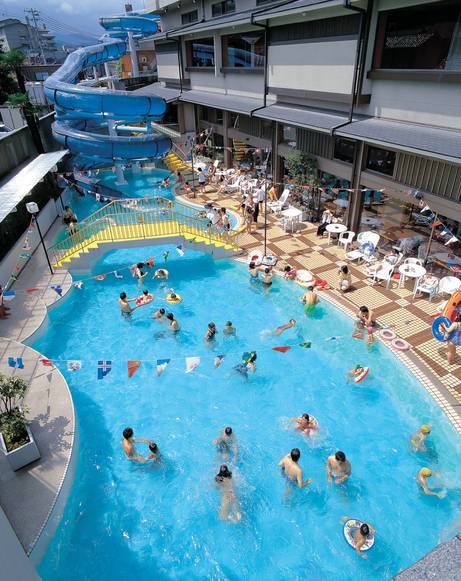 夏季限定プール / 3