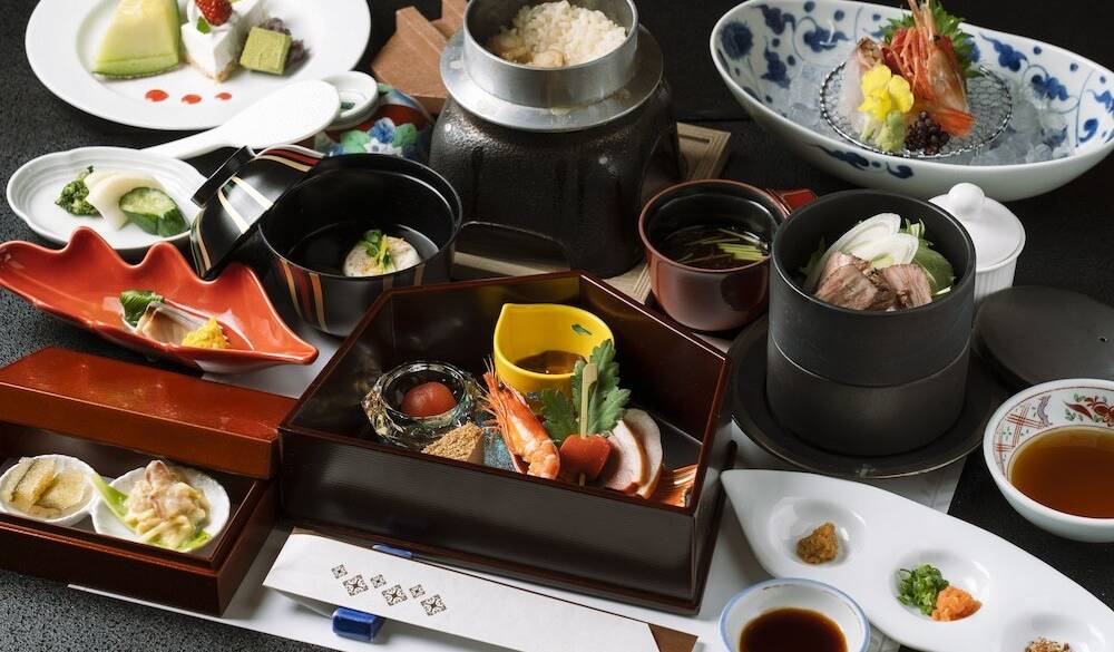 夕食／和食会席膳一例 / 2