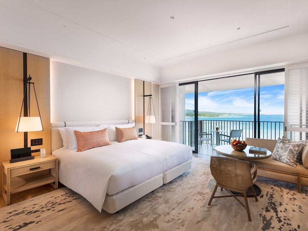 ハワイ発の正統派リゾート!充実のプールを彼と満喫して4235038