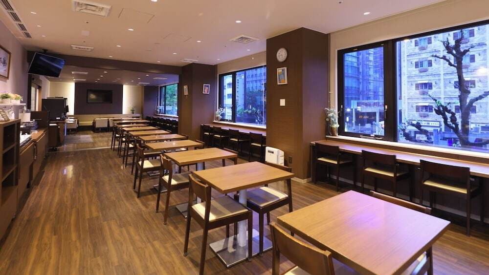 レストラン