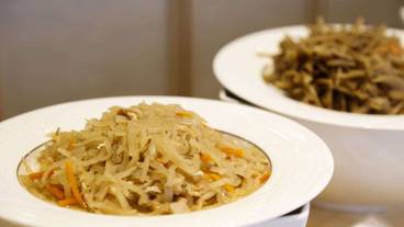 食事・飲み物 / 2