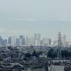 窓外の景色、副都心・新宿の高層ビル群