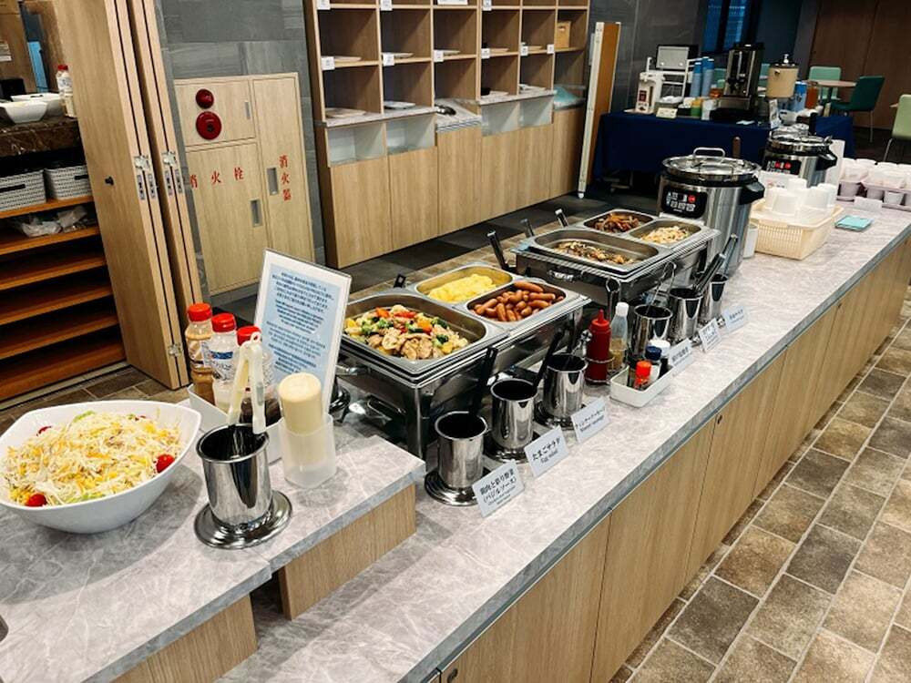 朝食