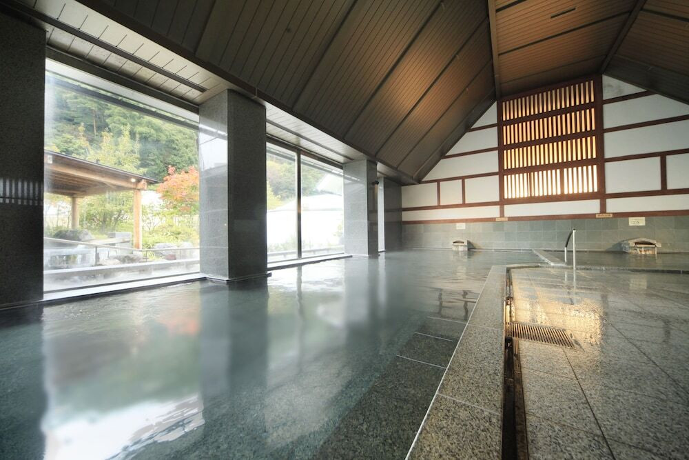 グループホテルの絶景温泉に無料入浴OKのホテル3634250