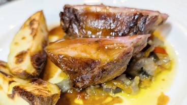 食事・飲み物 / 16