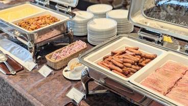 朝食ビュッフェ / 32