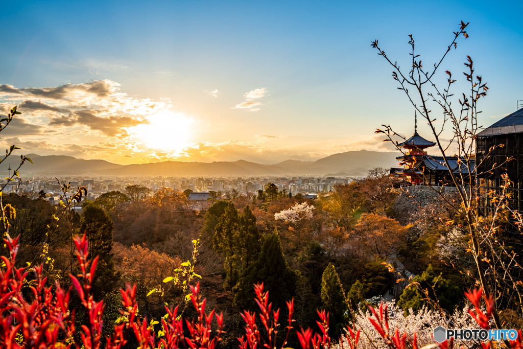 古き良き街並みが待つ”古都の京都”3978028