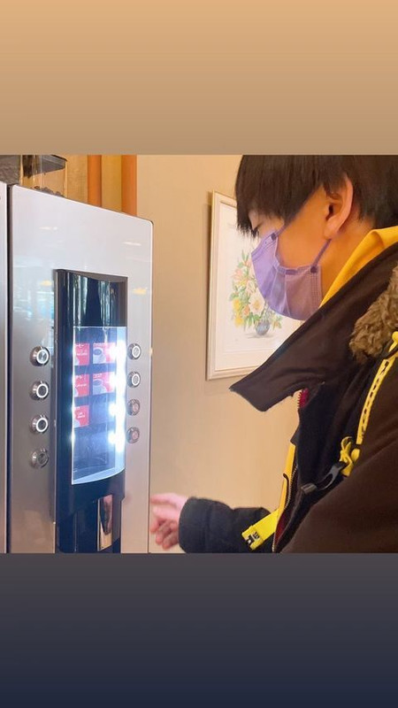 15:00-22:00、7:00-10:00でドリンクバーが利用可能。 / 3