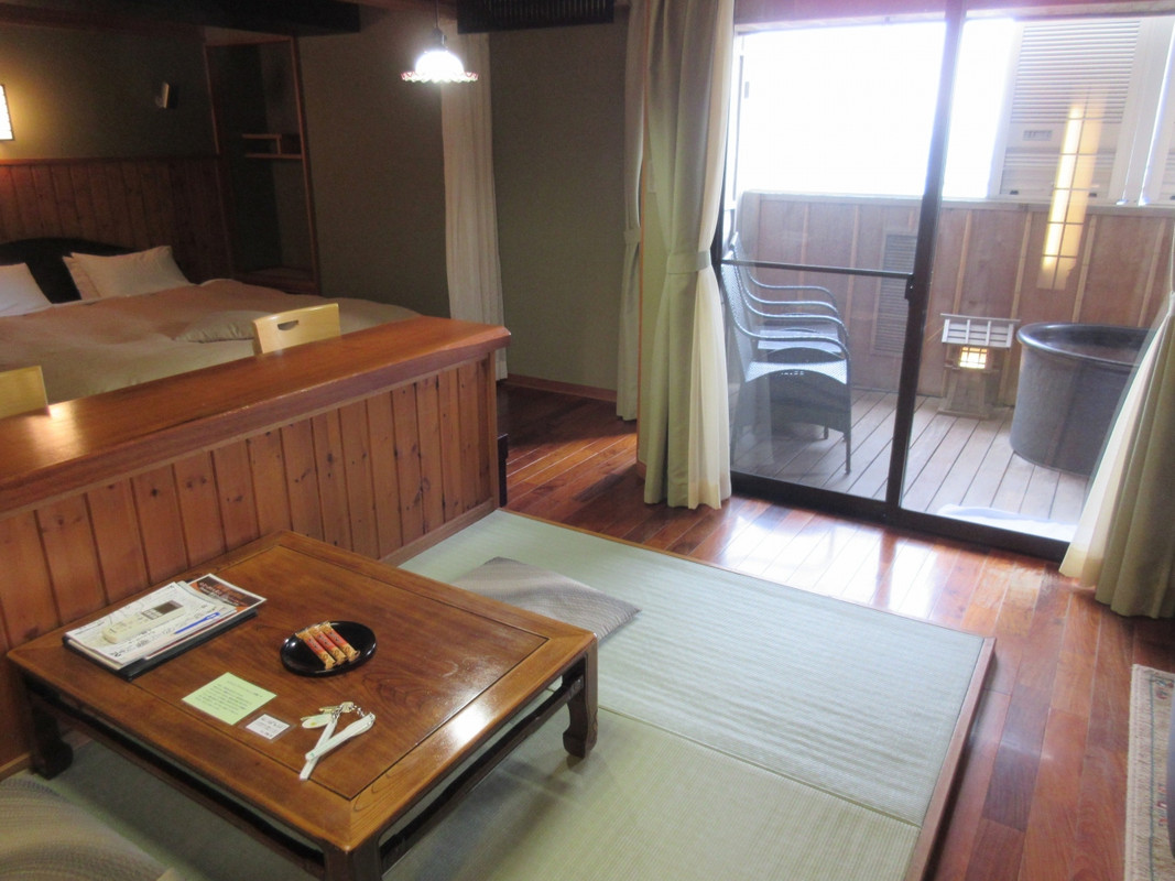 広さたっぷりの客室「郷」