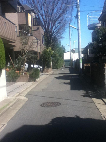 「白髭のシュークリーム工房」のお店は世田谷のどこにある？1062785