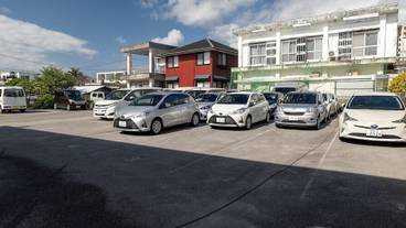 駐車場 / 1
