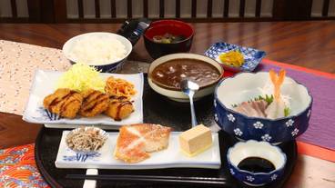 食事・飲み物 / 11