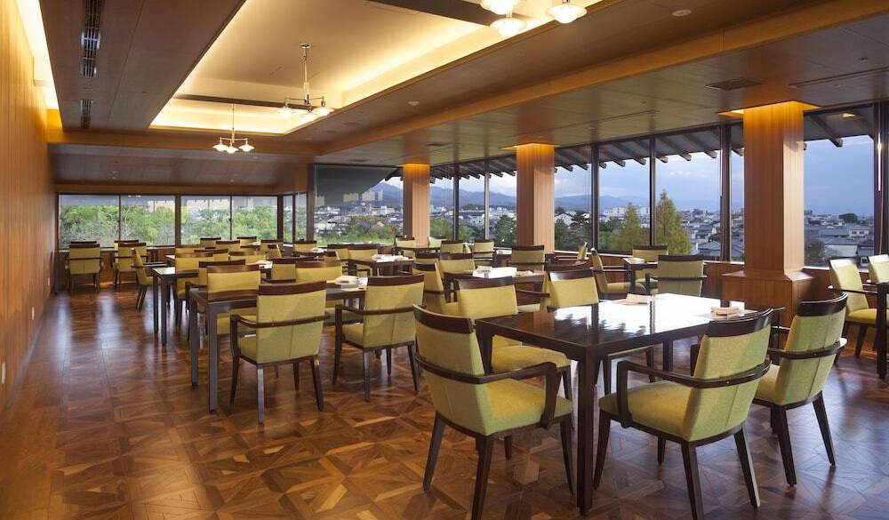 日本料理 花菊 / 5