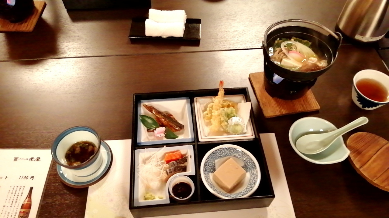 米屋御膳¥8800の食事