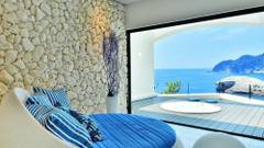 世界ジオパーク伊豆　繭二梁