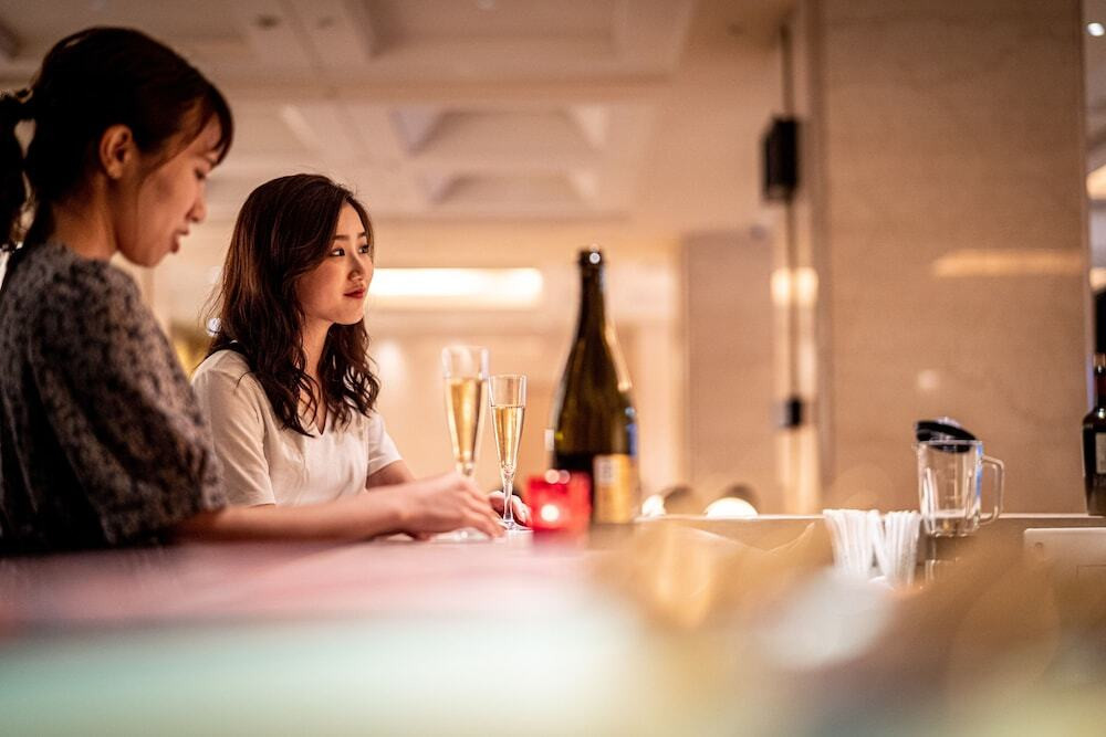 ロビーラウンジ