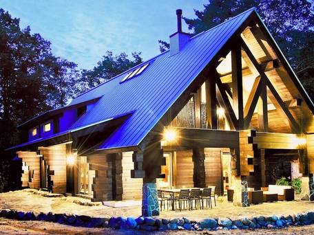 Fountainhead Hakuba / 1