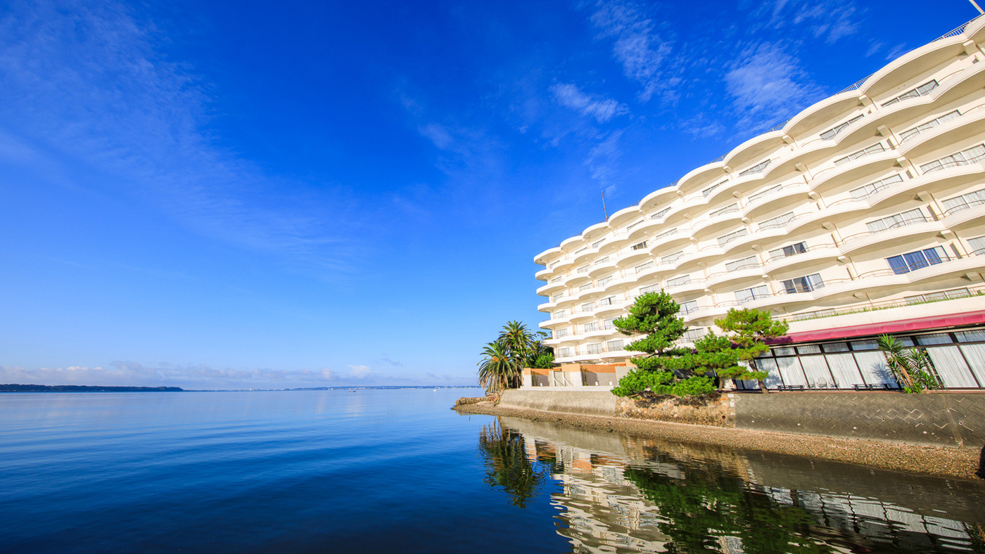 若い女性、女子旅、旅館、浴衣、旅行