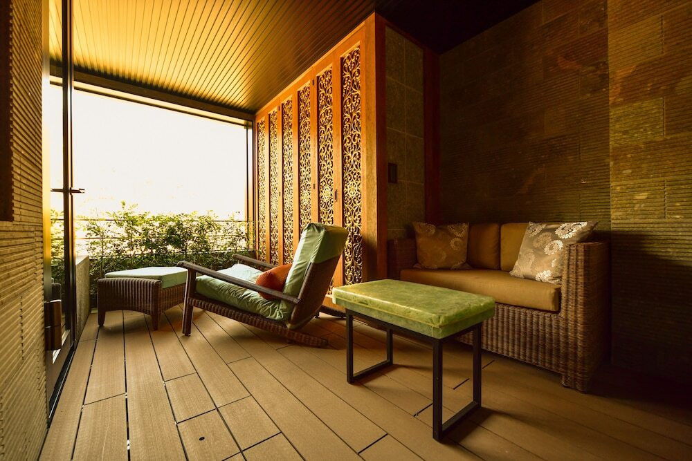 お部屋のテラスや、Blu-rayプレーヤーもある和室で気ままにゴロゴロ3434206