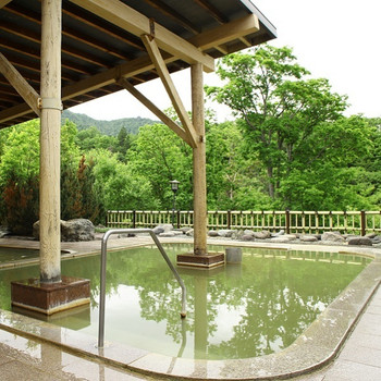 ウトロ一番の客室数を誇る大型ホテルで、知床の大自然を満喫！3490742