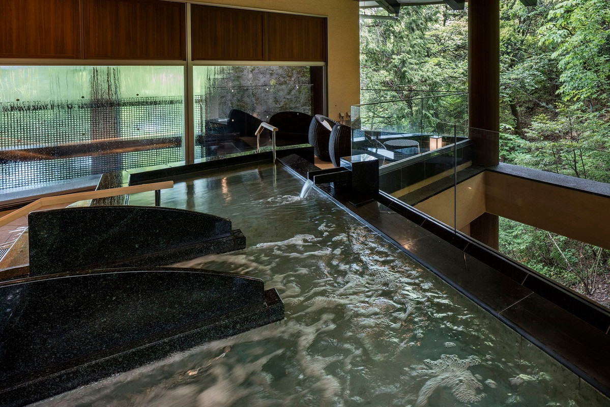 樹林の湯 婦人 露天風呂