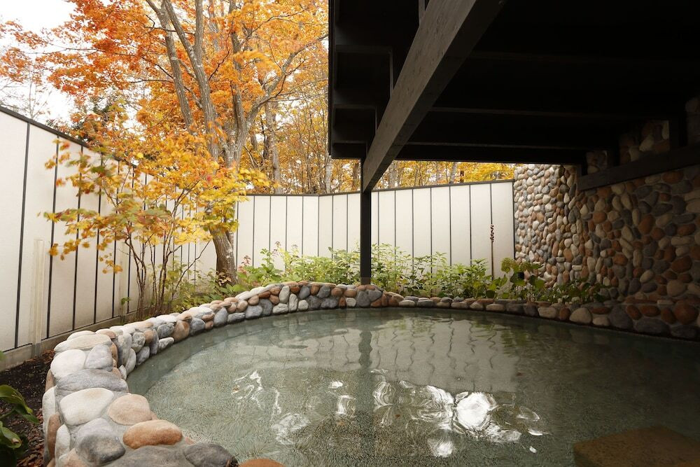 大浴場／露天風呂(秋)