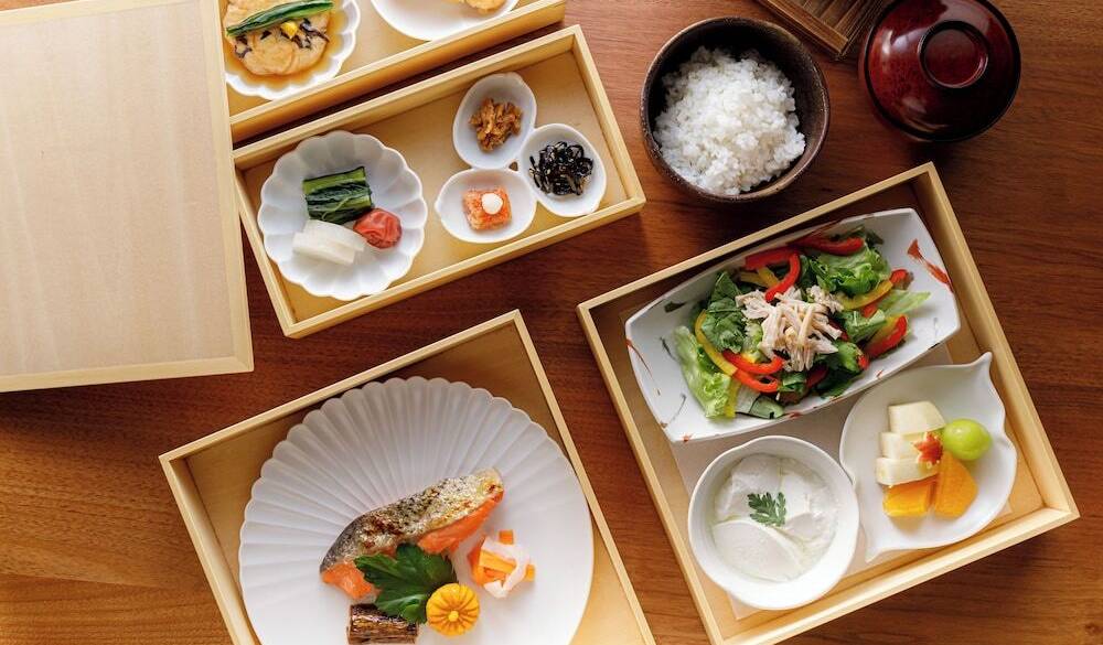 朝食／三段重の和食膳② / 2