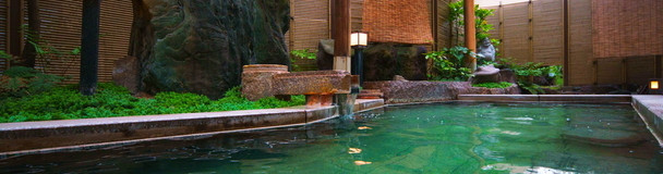 エメラルド色の美人湯で優雅な気分♪一人旅におすすめの「月岡温泉」の旅館&ホテル6選