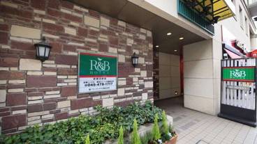 施設の入り口 / 21