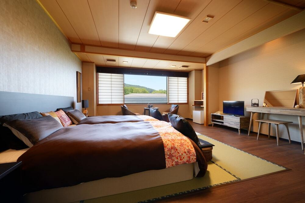 3. 旅の思い出に一首。心に残る温泉旅ができる「和歌の宿 わかまつや」3484503