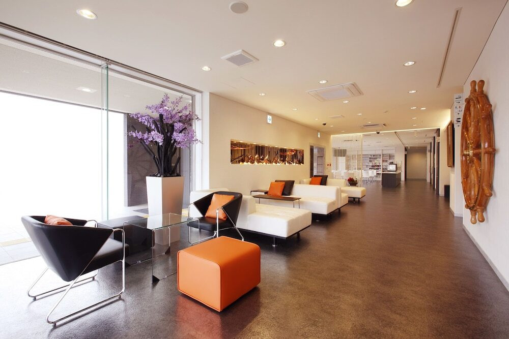 ロビーラウンジ