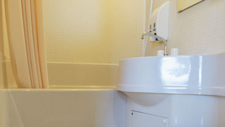 二段ベッドツイン (バスルーム付き)